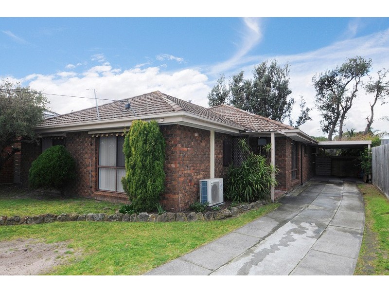 2 Wunalla Road, Seaford VIC 3198