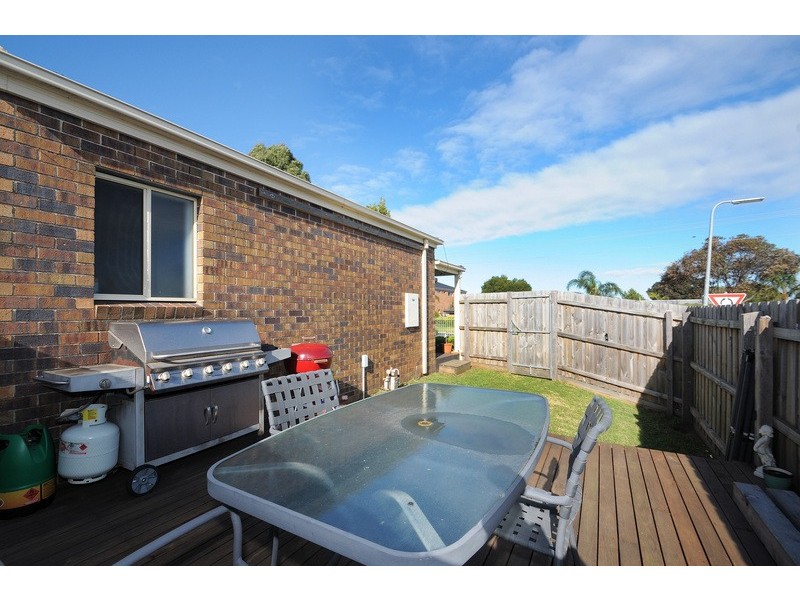 87 Broderick Road, Carrum Downs VIC 3201