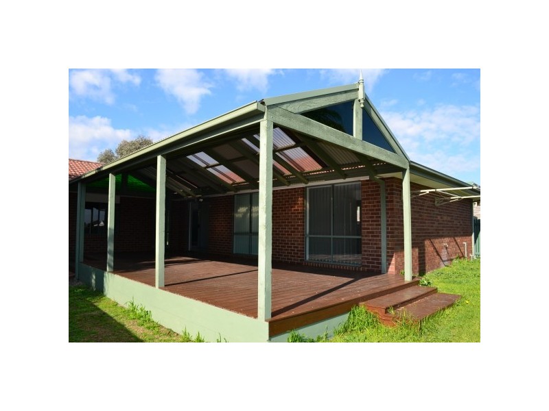9 Perkins Drive, Carrum Downs VIC 3201