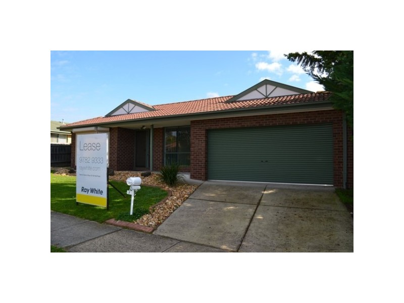9 Perkins Drive, Carrum Downs VIC 3201