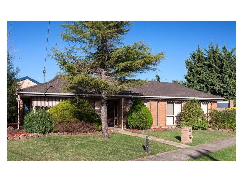 2 Shearwater Drive, Carrum Downs VIC 3201