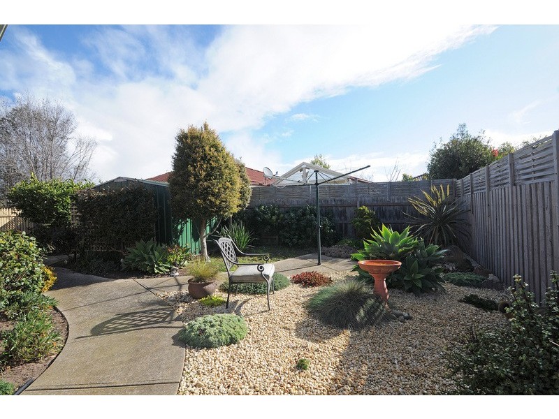11 Tolga Close, Carrum Downs VIC 3201