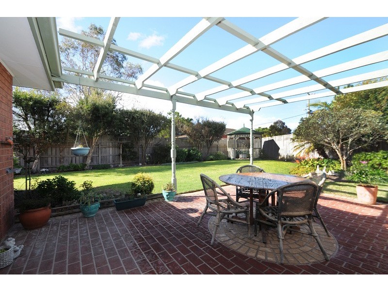 11 Tolga Close, Carrum Downs VIC 3201