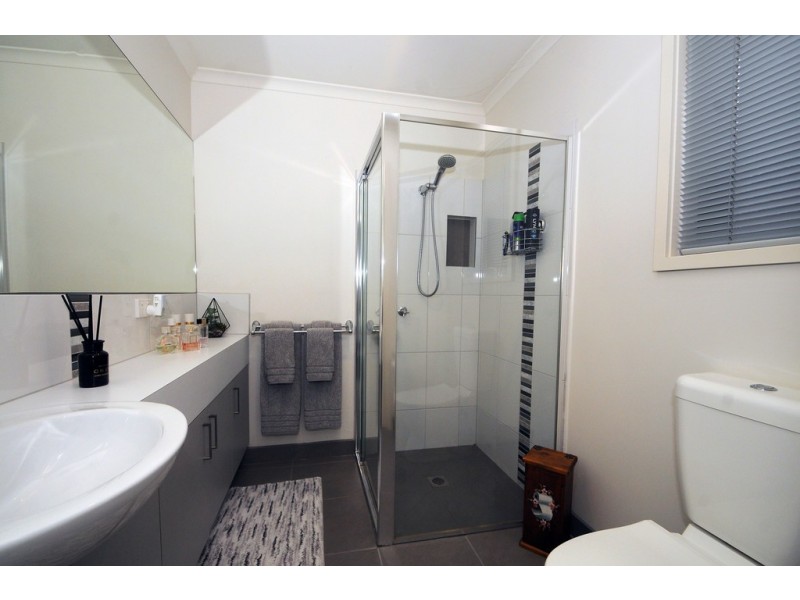 19 Sanoma Drive, Skye VIC 3977