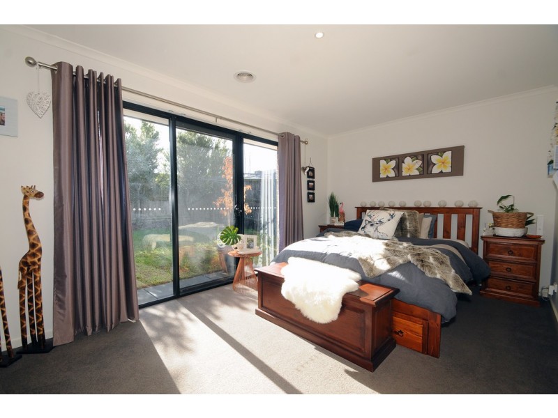 19 Sanoma Drive, Skye VIC 3977