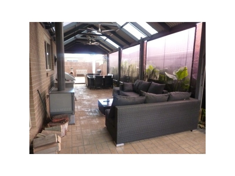 7 Bernard Place, Carrum Downs VIC 3201