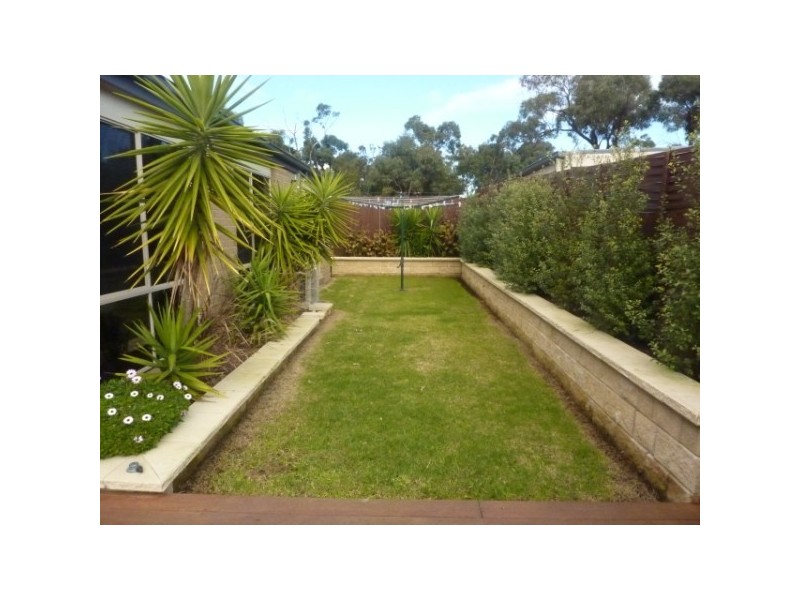7 Bernard Place, Carrum Downs VIC 3201