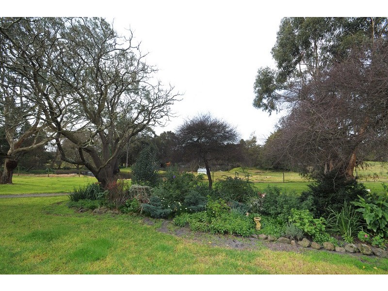 795 Robinsons Road, Pearcedale VIC 3912