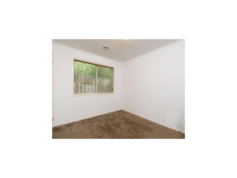 6 Joan Court, Skye VIC 3977