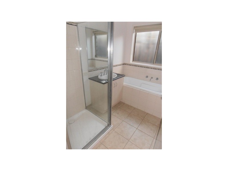 6 Joan Court, Skye VIC 3977