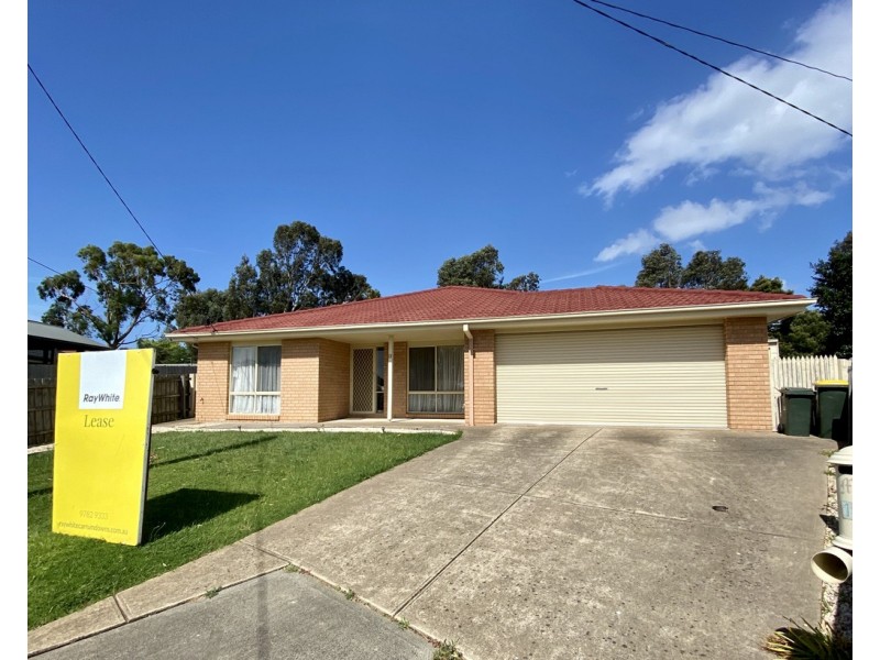 13 Strathearn Court, Carrum Downs VIC 3201