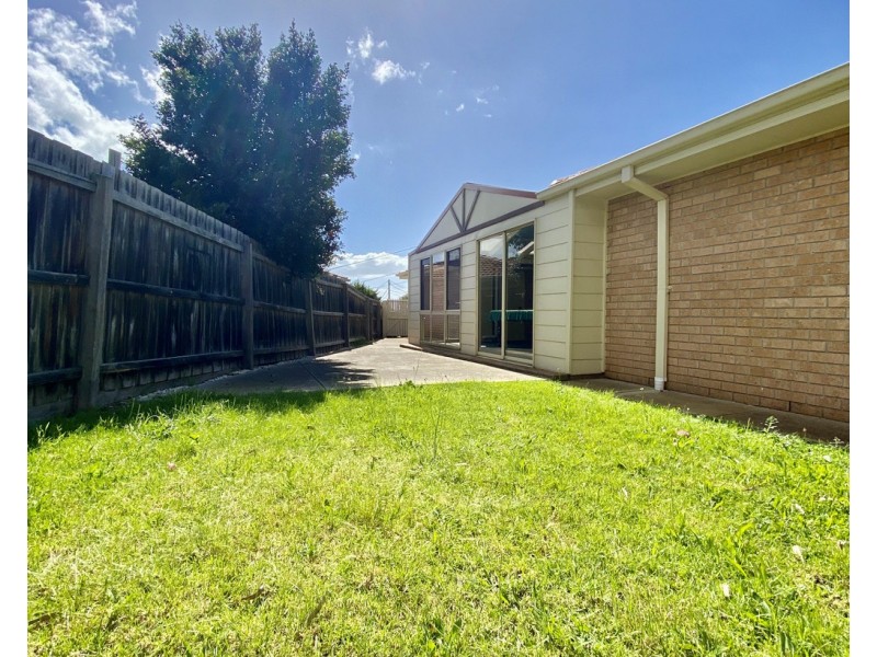 13 Strathearn Court, Carrum Downs VIC 3201