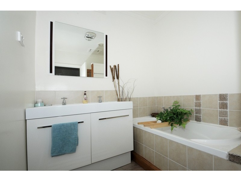 21 Galway Street, Seaford VIC 3198