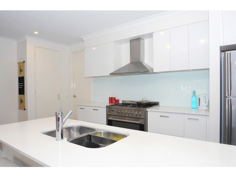 12 Di Blasi Court, Skye VIC 3977