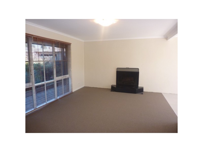 11 Regal Court, Carrum Downs VIC 3201