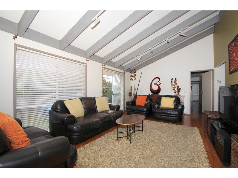 11 Charleville Court, Carrum Downs VIC 3201