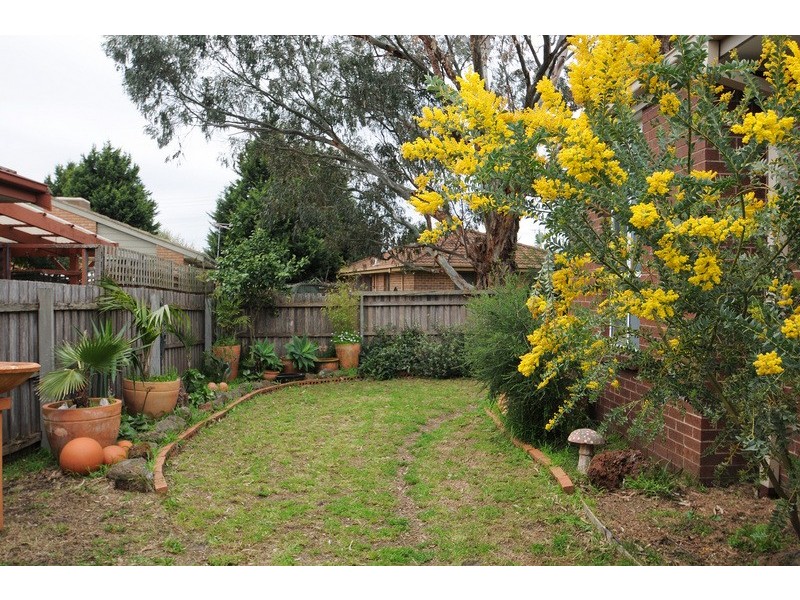 11 Charleville Court, Carrum Downs VIC 3201