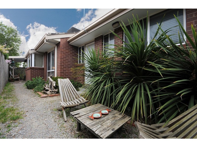 11 Charleville Court, Carrum Downs VIC 3201