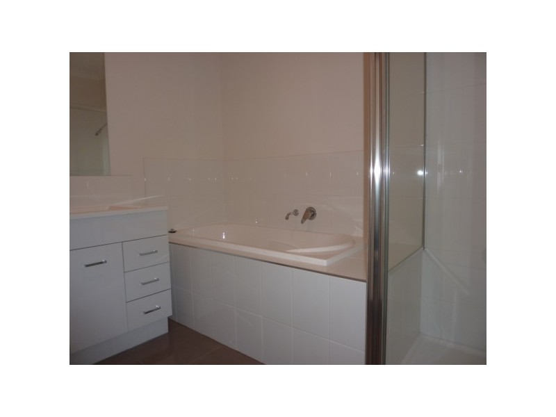 95 Oberon Drive, Carrum Downs VIC 3201