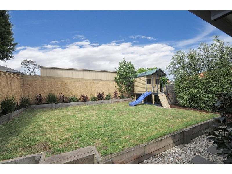 17 Esta Court, Carrum Downs VIC 3201