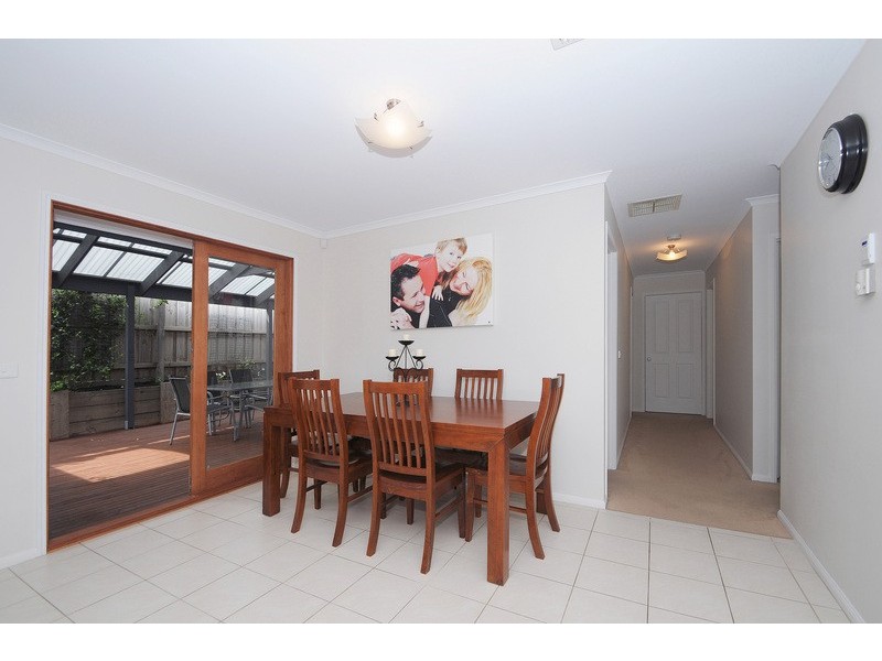 17 Esta Court, Carrum Downs VIC 3201