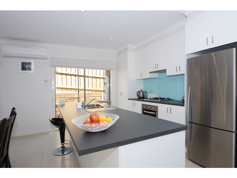 1/35 Lily Way, Skye VIC 3977