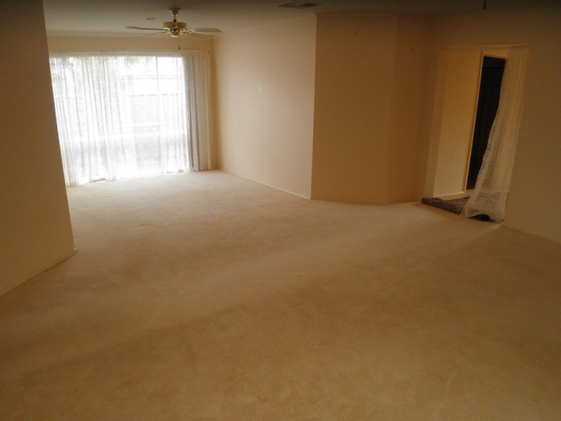 3 Fernwren Place, Carrum Downs VIC 3201