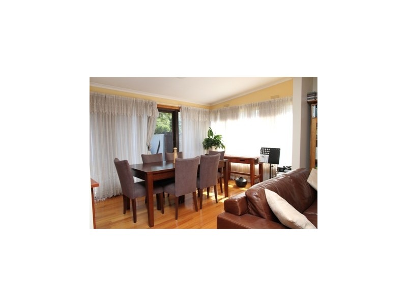 1 Kananook Avenue, Seaford VIC 3198