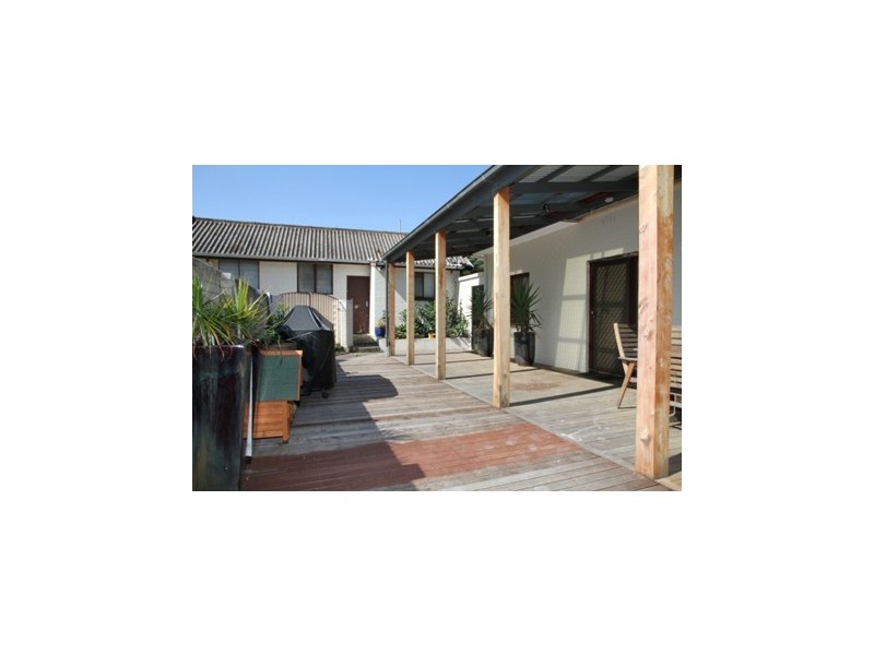 1 Kananook Avenue, Seaford VIC 3198