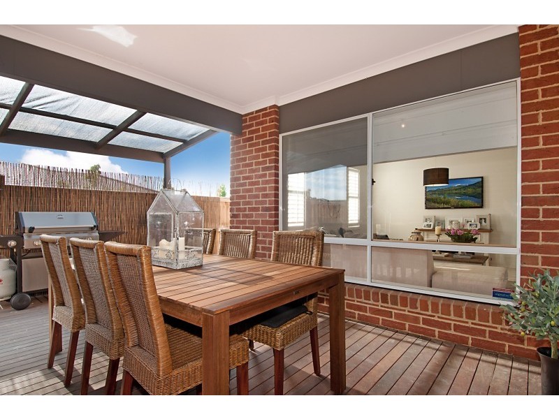 21 Sandarra Boulevard, Sandhurst VIC 3977