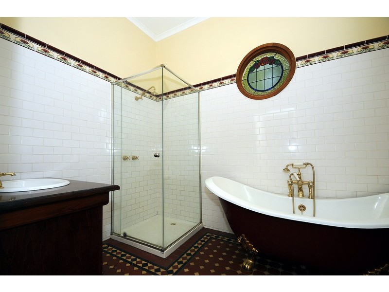 90 Haughton Road, Oakleigh VIC 3166