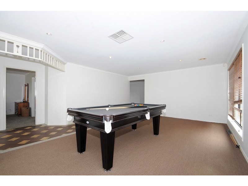 8 Natisone Place, Skye VIC 3977