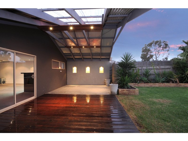17 Oberon Drive, Carrum Downs VIC 3201