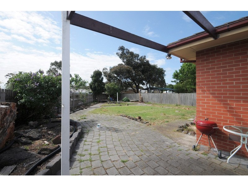 1 Aleppo Crescent, Frankston North VIC 3200