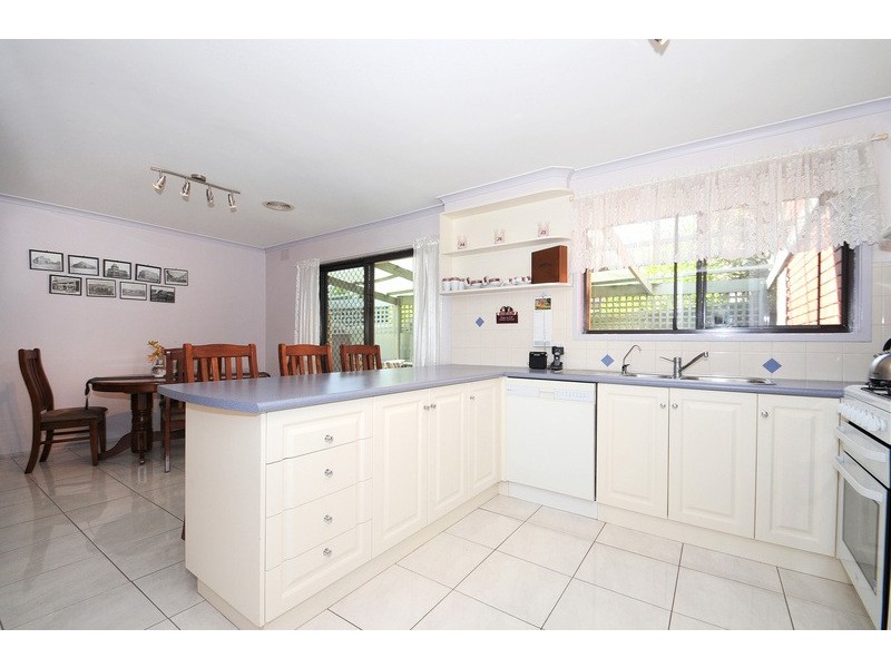 88 Lyrebird Drive, Carrum Downs VIC 3201