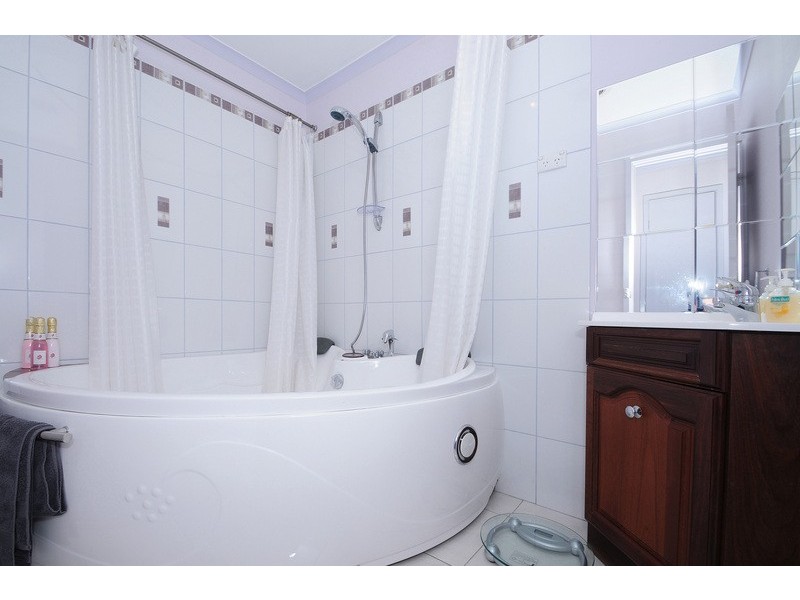 88 Lyrebird Drive, Carrum Downs VIC 3201