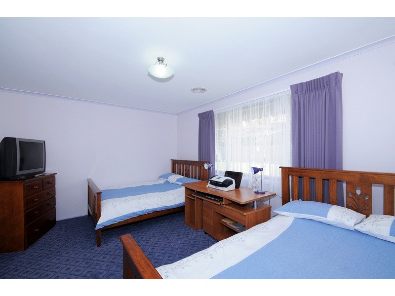 88 Lyrebird Drive, Carrum Downs VIC 3201