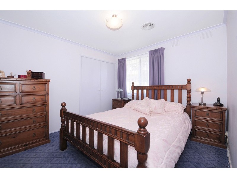 88 Lyrebird Drive, Carrum Downs VIC 3201