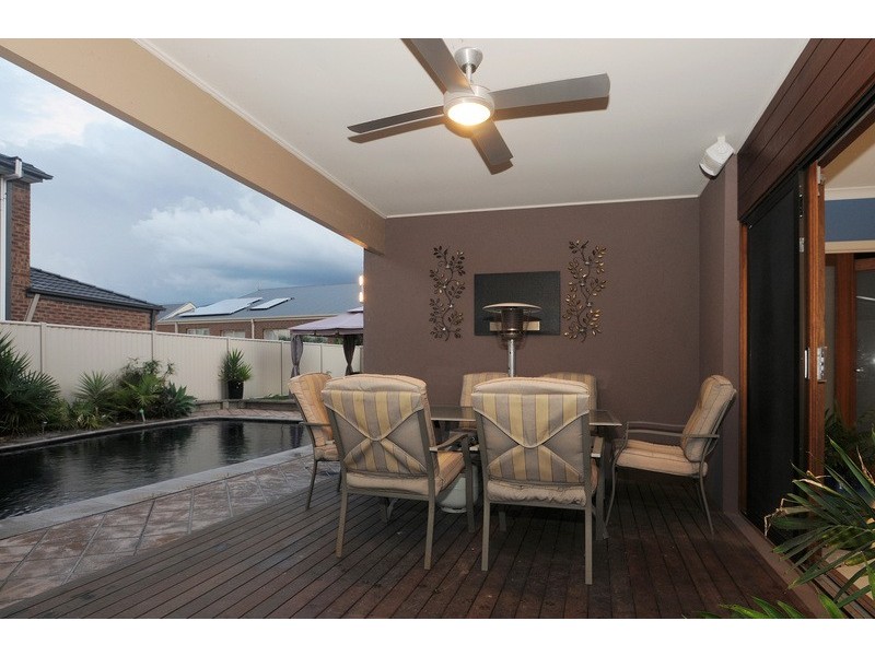 18 Black Wallaby Drive, Langwarrin VIC 3910