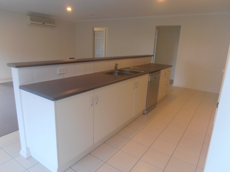 6 Arlene Drive, Skye VIC 3977