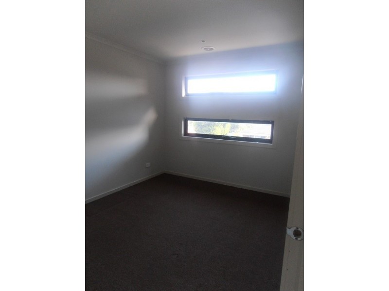 4 Protea Street, Carrum Downs VIC 3201