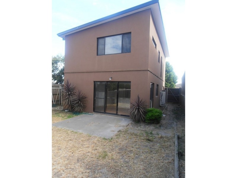 4 Protea Street, Carrum Downs VIC 3201