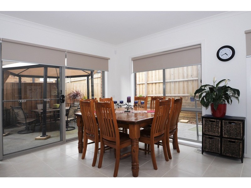 4/35 Lily Way, Skye VIC 3977
