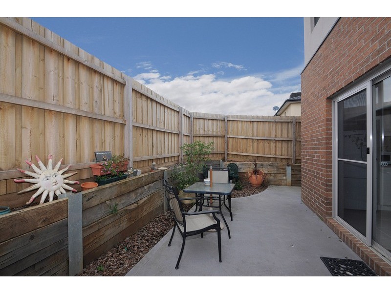 4/35 Lily Way, Skye VIC 3977