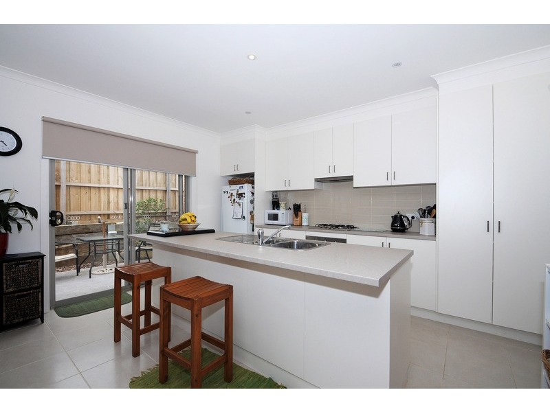 4/35 Lily Way, Skye VIC 3977