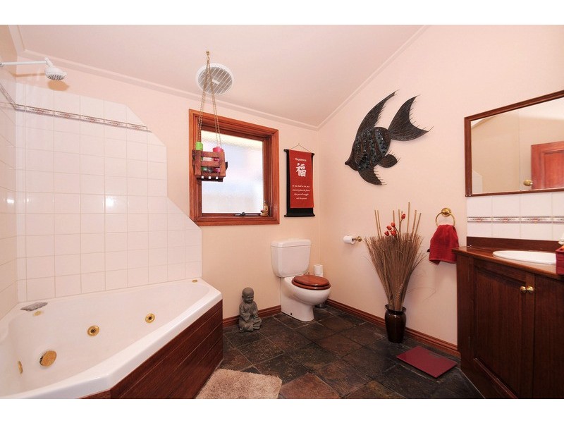 7 Greenshank Court, Carrum Downs VIC 3201