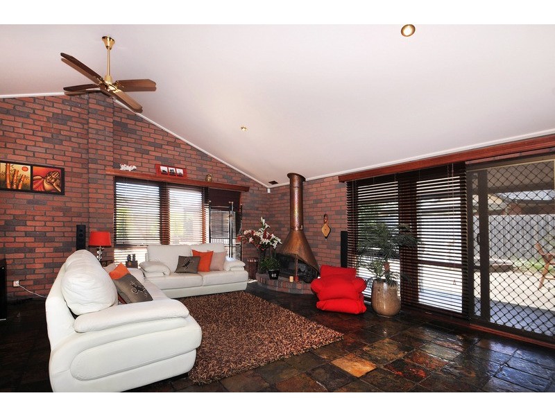 7 Greenshank Court, Carrum Downs VIC 3201