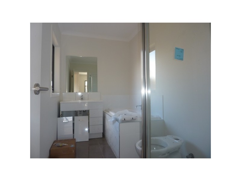 101 Oberon Drive, Carrum Downs VIC 3201
