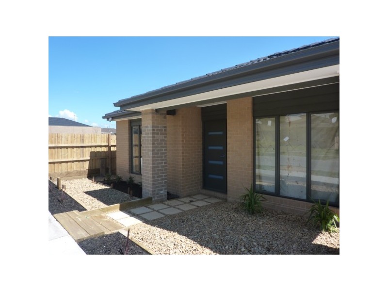 101 Oberon Drive, Carrum Downs VIC 3201