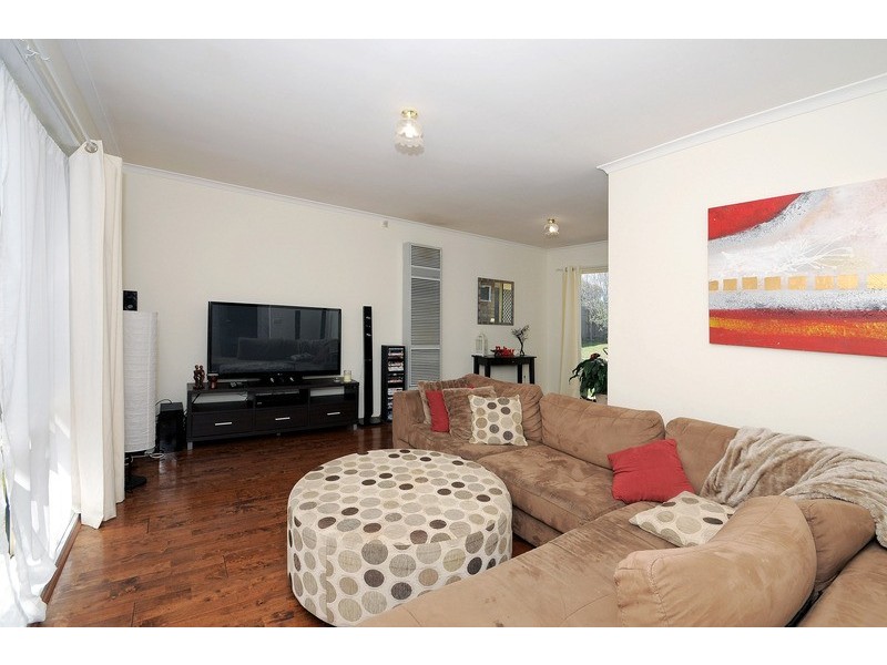 12 Strathearn Court, Carrum Downs VIC 3201